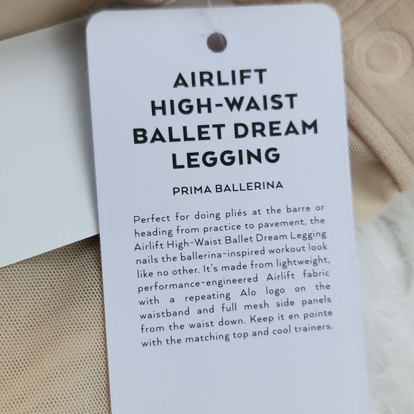 Alo Yoga Airlift High-Waist Ballet Dream Legging in Macadamia NWT Medium - Picture 6 of 10